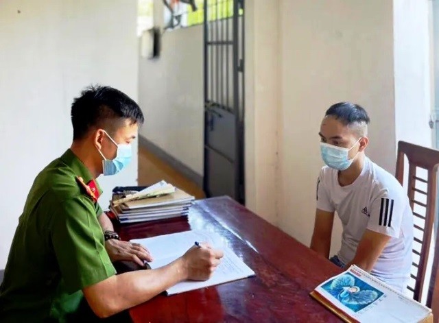 Hà Tĩnh: Đối tượng 8 năm trốn truy nã sang nước ngoài đã về nước đầu thú