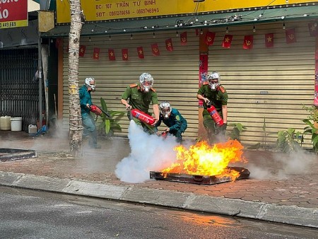 Công an Hà Nội triển khai kế hoạch tổng rà soát, kiểm tra an toàn phòng, chống cháy nổ