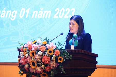 Phát động thi đua năm 2023 tới cán bộ công nhân viên chức lao động huyện Mê Linh