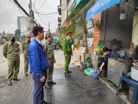 Quận Tây Hồ: Xử lý trên 2.000 trường hợp vi phạm về trật tự, an toàn giao thông, đô thị