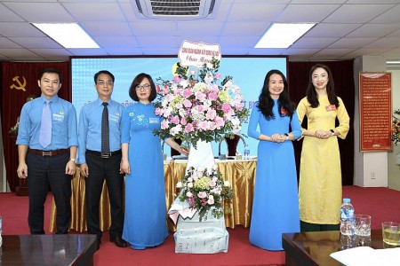 Công ty TNHH MTV Chiếu sáng và Thiết bị đô thị tổ chức thành công Đại hội Công đoàn lần thứ IX