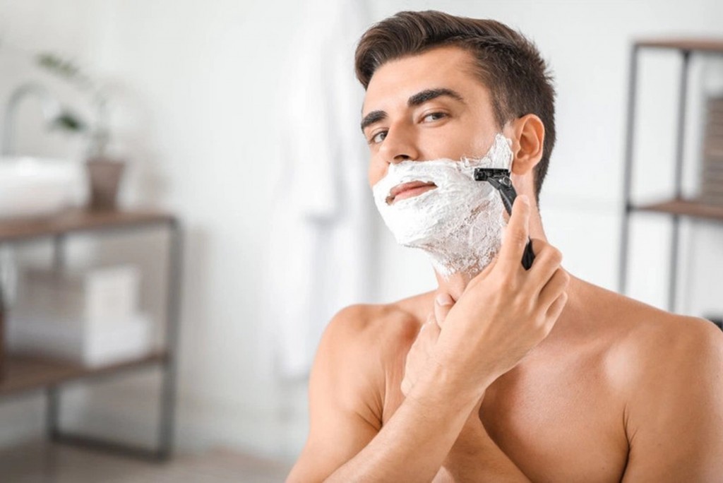 5 lưu ý và 5 điều cấm kỵ khi quý ông cạo râu