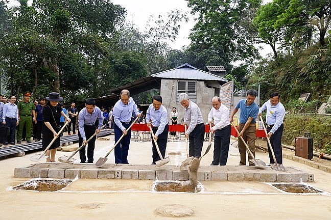 Lan tỏa tinh thần "Triệu tấm lòng yêu thương - Nghìn mái nhà hạnh phúc"