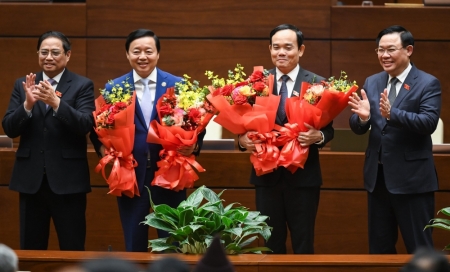 Quốc hội phê chuẩn bổ nhiệm các ông Trần Hồng Hà và Trần Lưu Quang giữ chức Phó Thủ tướng Chính phủ