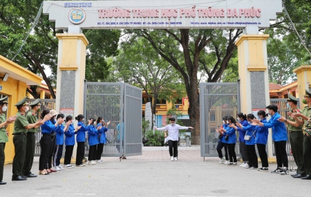 Nhìn lại kết quả thi tốt nghiệp trung học phổ thông năm 2022 của Hà Nội: Khởi sắc ở khu vực ngoại thành