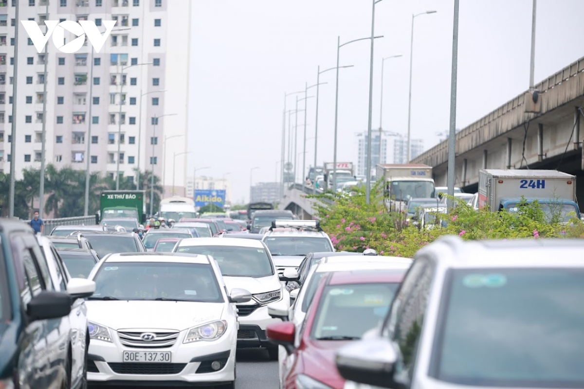 ha noi ap dung cong nghe de chong un tac, dam bao an toan giao thong hinh anh 1